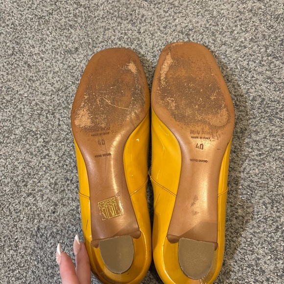 Miu Miu Patent Leather Pumps - Picture 8 of 9